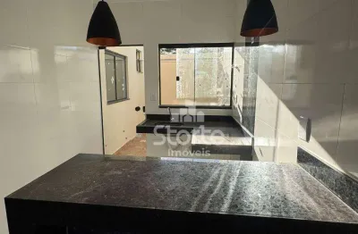 Casa com 2 dormitórios à venda, 48m² por r$ 230.000 - jardim canaã (b. santo antônio) - uberlândia/mg