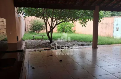 Casa com 3 dormitórios e edícula à venda, 228 m² por r$ 890.000 - umuarama - uberlândia/mg