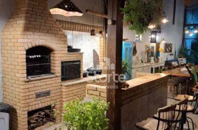 Casa com 3 dormitórios à venda, 280 m² por r$ 950.000,00 - cidade jardim - uberlândia/mg