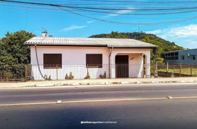 Casa com 3 quartos à venda no Centro, Capela de Santana 