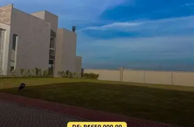 Terreno à venda no Centro, Portão 