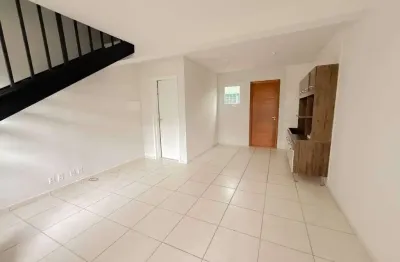 Casa com 3 quartos para alugar no Centro, Portão 