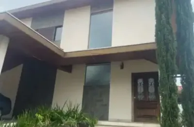 Sobrado em condomínio à venda - 240m² - 4 dormitórios com 2 suítes - residencial mantiqueira - são josé dos campos