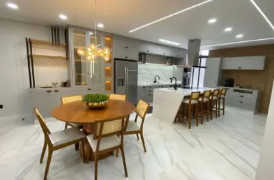 Belíssima casa lote inteiro - 243m² - 3 dormitórios 1 suíte - 3 banheiros- jardim  oriente - ao lado do shopping