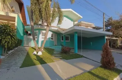 Lindo sobrado à venda - 245m² - 4 dormitórios 1 suíte máster - altos da serra iv - urbanova - sjc