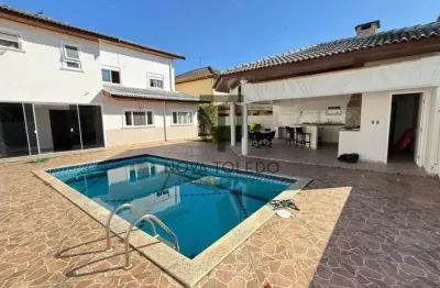 Sobrado em condomíno de alto padrão - 4 dormitórios 1 suíte máster - condomímnio esplanada do sol - sjc