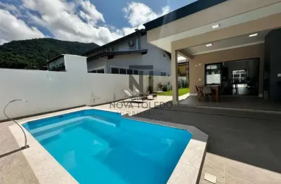 Casa de condomínio praia da lagoinha com 3 quartos e 3 banheiros à venda 144 m² por r$ 950.000