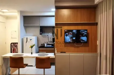 Lindo flat com 1 dorm, totalmente mobiliado, decorado e planejado com ar condicionado, vista e hobby-box.