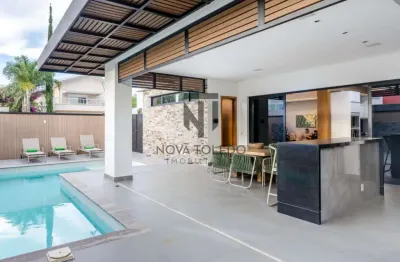 Residência Exclusiva com 8 Suítes e Automação Completa no Reserva das Figueiras ? SJC