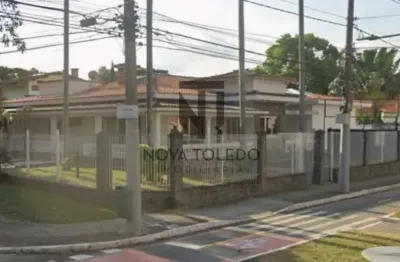 Casa com 4 quartos para alugar na Avenida Nove de Julho, Jardim Apolo, São José dos Campos