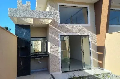 Casa com 2 quartos à venda na rua dina fonseca de queiroz, enseada das gaivotas, rio das ostras, 30 m2 por r$ 300.000