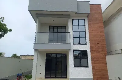 Casa com 3 quartos à venda na Rua Diniz Roque de Santana, 1200, Terra Firme, Rio das Ostras, 259 m2 por R$ 950.000