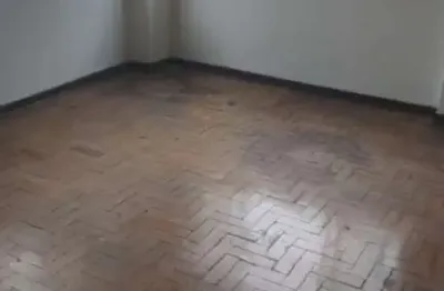Sala comercial  com 38m2 de área útil  - próximo do metro liberdade e predio do  fórum joão mendes junior