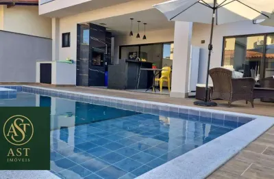 AST IMÓVEIS VENDE casa duplex de 4 quartos sendo 3 suítes, com piscina no bairro de Santo Antônio, Niterói