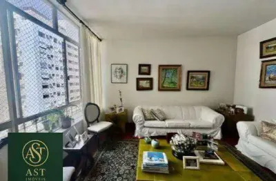 AST IMÓVEIS VENDE apartamento no miolo de Icaraí, na quadra da praia com 183 m³, 4 quartos sendo 1 suíte e 1 vaga de garagem por R$ 1.250.000,00