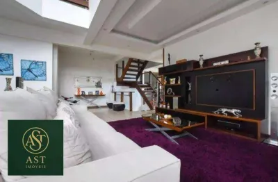 AST IMÓVEIS VENDE casa em condomínio fechado em Camboinhas com 5 quartos sendo 4 suítes, piscina por R$ 2.750.000,00