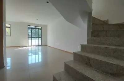 Cobertura duplex com 03 suítes, 02 vagas de garagem e elevador em são mateus.