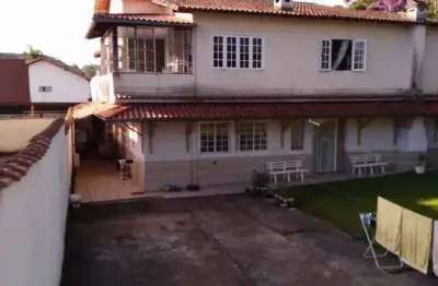 Casa com 3 quartos à venda na Rua Florianópolis, Parque Jardim da Serra, Juiz de Fora