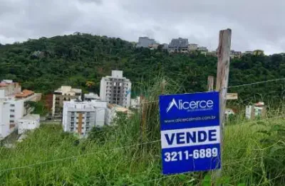 Terreno à venda na Leda Belline Granato, Recanto da Mata, Juiz de Fora