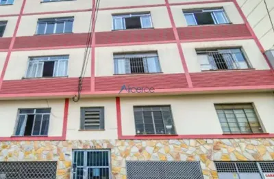 Apartamento amplo e reformado muito bem localizado no centro!