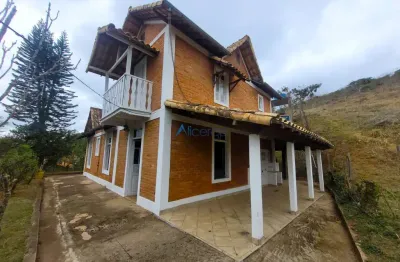 Granja com casa de 03 quartos no chácaras passos del rey