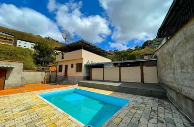 Granja com 1.260 m²: casa com 02 quartos, garagem, piscina e quintal
