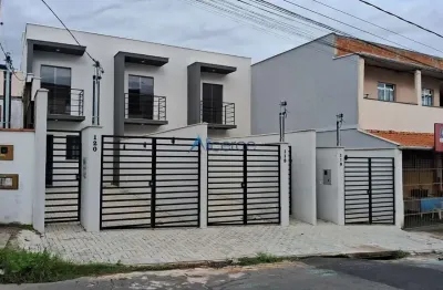 Casa com 2 quartos à venda na Rua São João Batista, Parque Guarani, Juiz de Fora