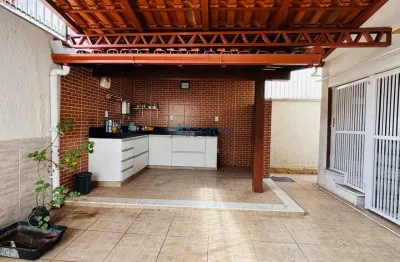 Casa com 03 quartos 02 suites à venda - bairu- valor 950.000,00