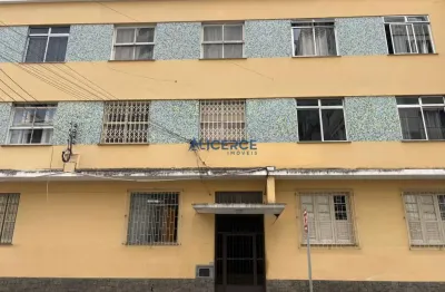 Apartamento de 2 quartos no coração de juiz de fora