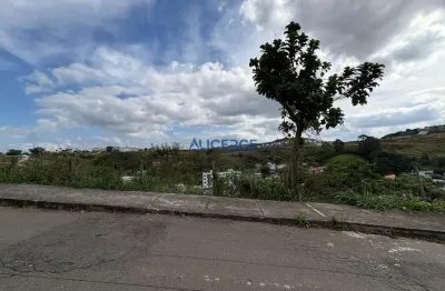 Terreno à venda na Rua Francisco Baptista de Oliveira, Aeroporto, Juiz de Fora