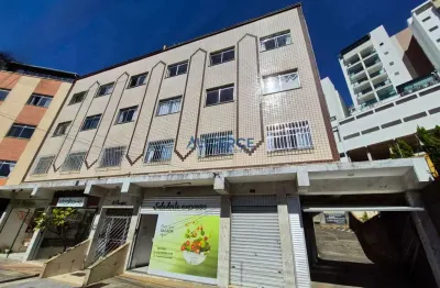 Apartamento de 03 quartos com garagem no cascatinha.