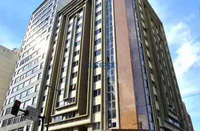 Apartamento 01 quarto e sala com elevador no centro.