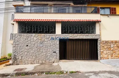 Casa com 5 quartos à venda na Rua General Mário Xavier, Teixeiras, Juiz de Fora