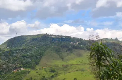 Terreno em declive medindo 3.000m², com vista linda- no villagio da serra ii- salvaterra