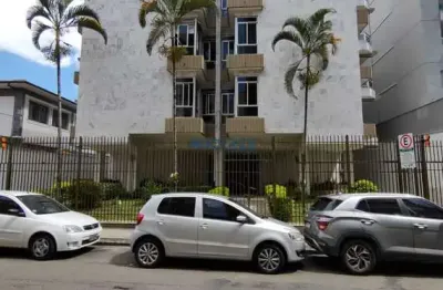 Linda cobertura mobiliada, 4 quartos, sendo 1 suíte, 2 vagas de garagem