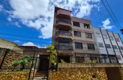 Cobertura duplex com 04 quartos, elevador e 02 vagas de garagem no jardim glória.