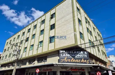 Apartamento com 2 quartos para alugar na Rua São Sebastião, Centro, Juiz de Fora
