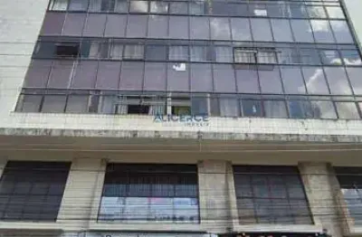 Kitnet / Stúdio para alugar na Rua Oscar Vidal, Centro, Juiz de Fora