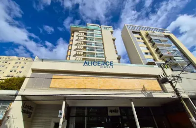 Lindo apartamento de 02 quartos com garagem e elevador, na rua são mateus!