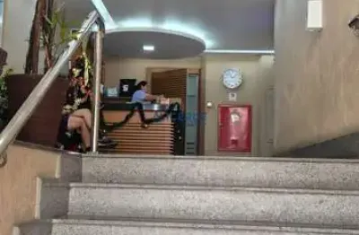 Sala comercial para alugar na Rua Santo Antônio, Centro, Juiz de Fora