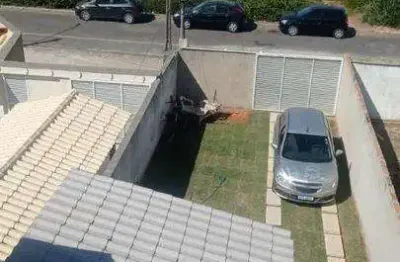 Casa para venda em vila velha, interlagos, 3 dormitórios, 2 suítes, 3 banheiros, 2 vagas