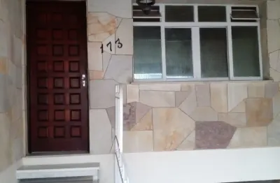 Casa com 2 quartos à venda na Rua Onze de Abril, 173, Vila Zamataro, Guarulhos