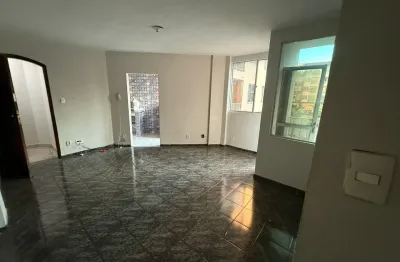 Apartamento 1° andar, 2 quartos,  rua olímpia esteves, doc ok