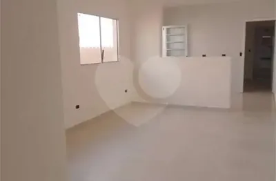 Casa com 2 quartos à venda na Das Flores, Reneville, Mairinque