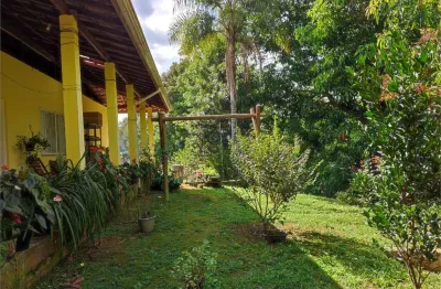 Chácara / sítio com 3 quartos à venda no Parque Varanguera, São Roque 