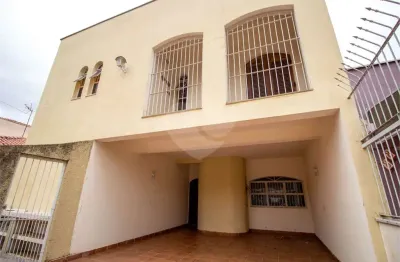 Casa com 4 quartos para alugar na Garfield Pereira Barreto, Centro, São Roque