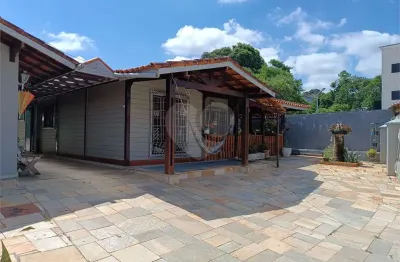Casa com 5 quartos à venda na Doutor Durval Villaca, Jardim Villaça, São Roque