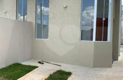 Casa com 2 quartos à venda em jardim vinhas do sol (mailasqui) - sp