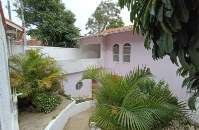 Casa com 4 quartos para alugar na Vila Junqueira, São Roque 