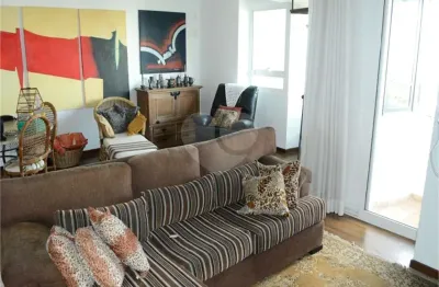 Apartamento com 3 quartos à venda na Rua Correggio, Morumbi, São Paulo